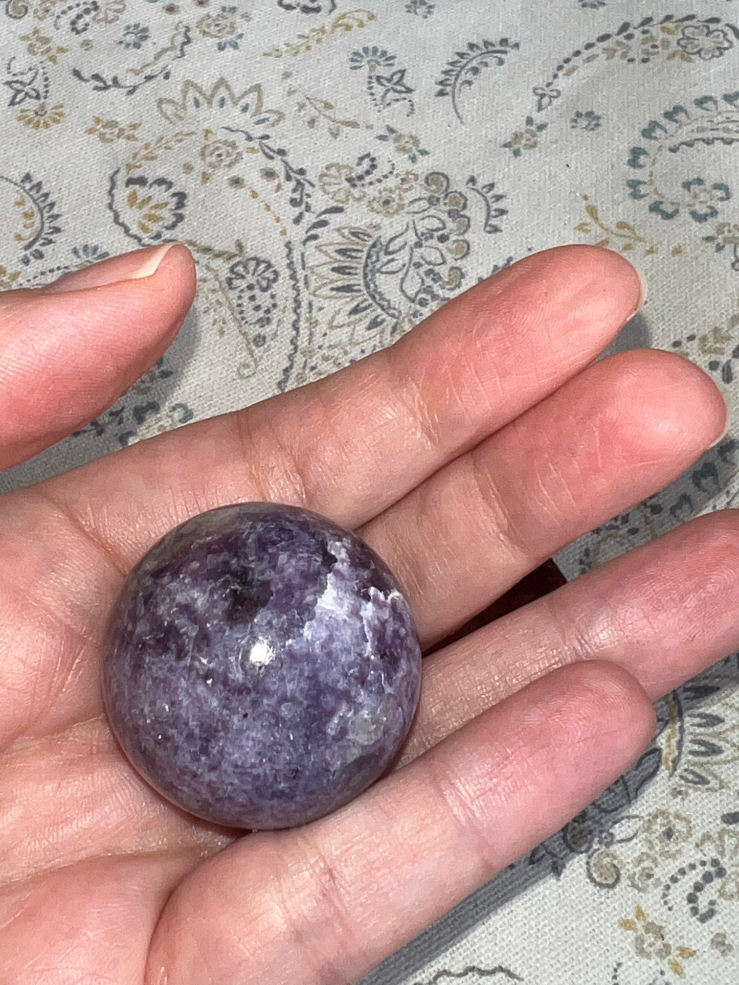 Esfera de Lepidolita (vídeo al final)