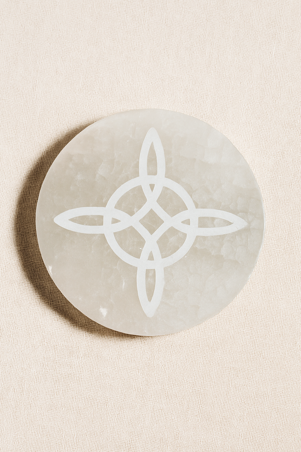 Placa Circular de Selenita Grabada (Varios diseños)