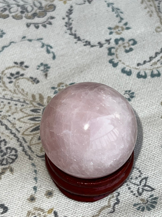 Esfera de Cuarzo Rosa - Amatena Cristales (vídeo al final)
