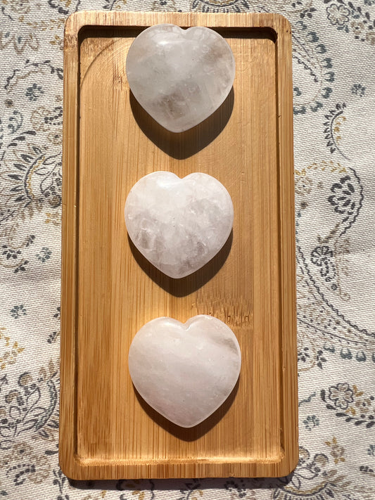 Corazón Plano de Cuarzo Blanco - Amatena Cristales (vídeo al final)